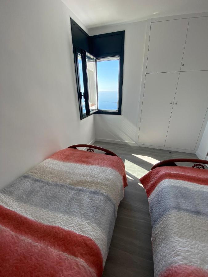 Appartement Vues Mer Proche Plage Roses Dış mekan fotoğraf