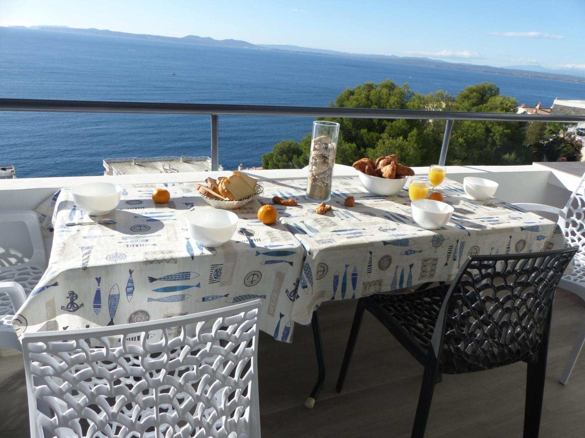 Appartement Vues Mer Proche Plage Roses Dış mekan fotoğraf