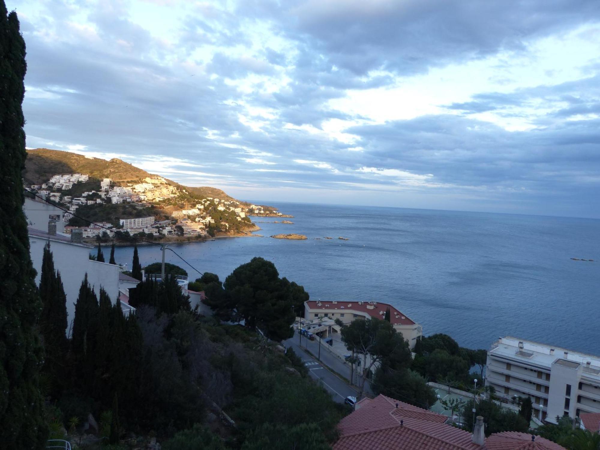 Appartement Vues Mer Proche Plage Roses Dış mekan fotoğraf